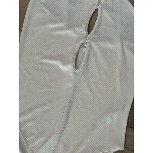 TOPSHOP  Cutout Detail Halter Neck Bodysuit in Ecru Medium Size 8-10 Women’s - Picture 7 of 7